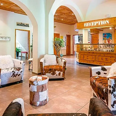Отель Bernerhof Swiss Quality 3*