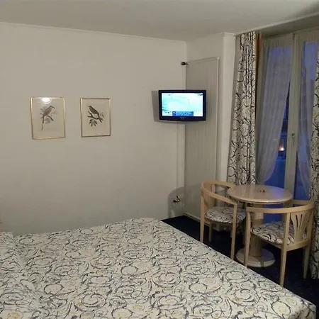 Отель Bernerhof Swiss Quality 3*