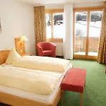 Bernerhof Swiss Quality Kandersteg